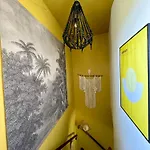 Les Hirondelles Du Marais Bed & Breakfast Riom