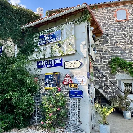 Les Hirondelles Du Marais Riom