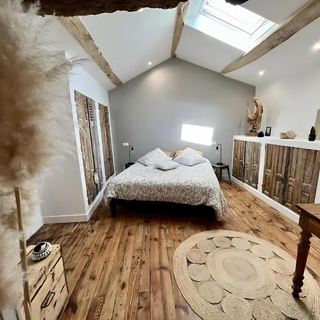 Les Hirondelles Du Marais B&B