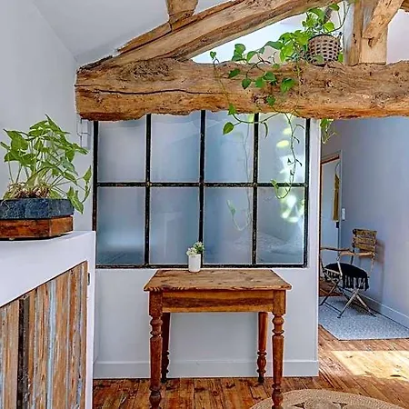 Les Hirondelles Du Marais B&B 3*
